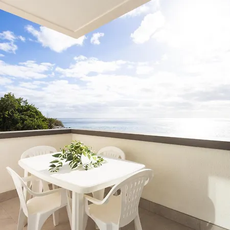 Home2book Beachfront Sea View Gaviotas Apartament