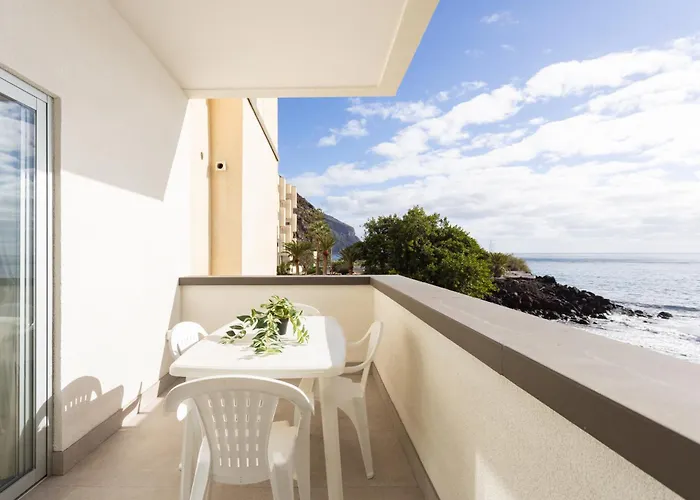 Home2book Beachfront Sea View Gaviotas Santa-Cruz de Ténérife