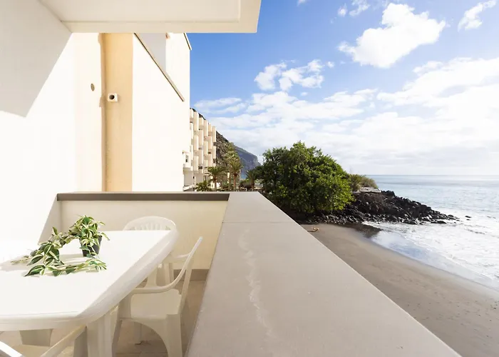 Home2book Beachfront Sea View Gaviotas Appartement