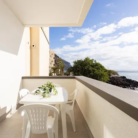 Home2book Beachfront Sea View Gaviotas Santa-Cruz de Ténérife